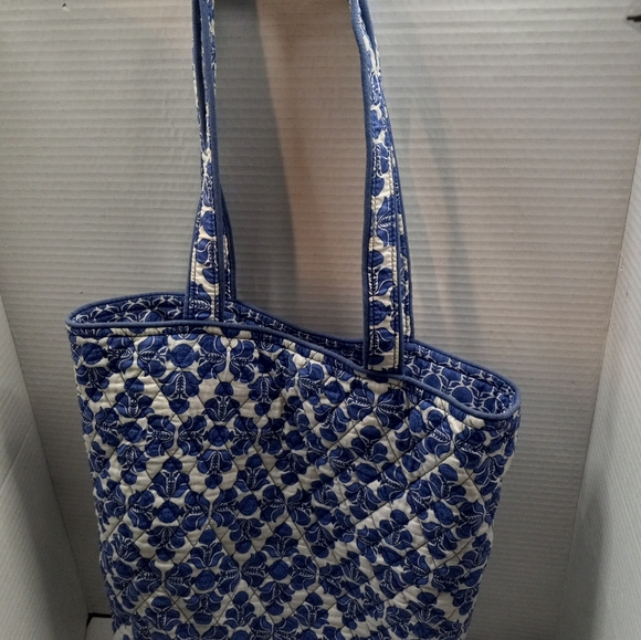 Vera Bradley Cobalt Tile Quilted Floral Tote Handbag Purplish Blue White Purse - Picture 5 of 14